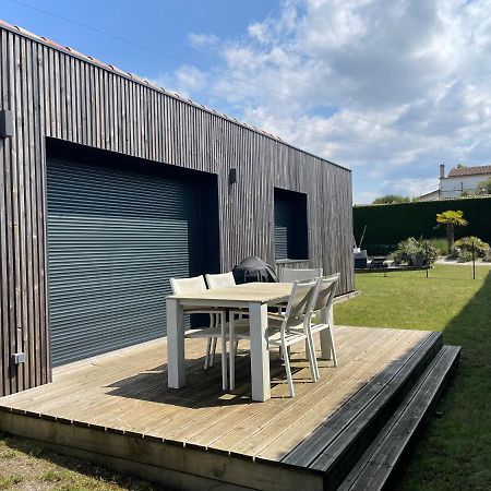 Guesthouse Proche Bordeaux エイジーヌ エクステリア 写真